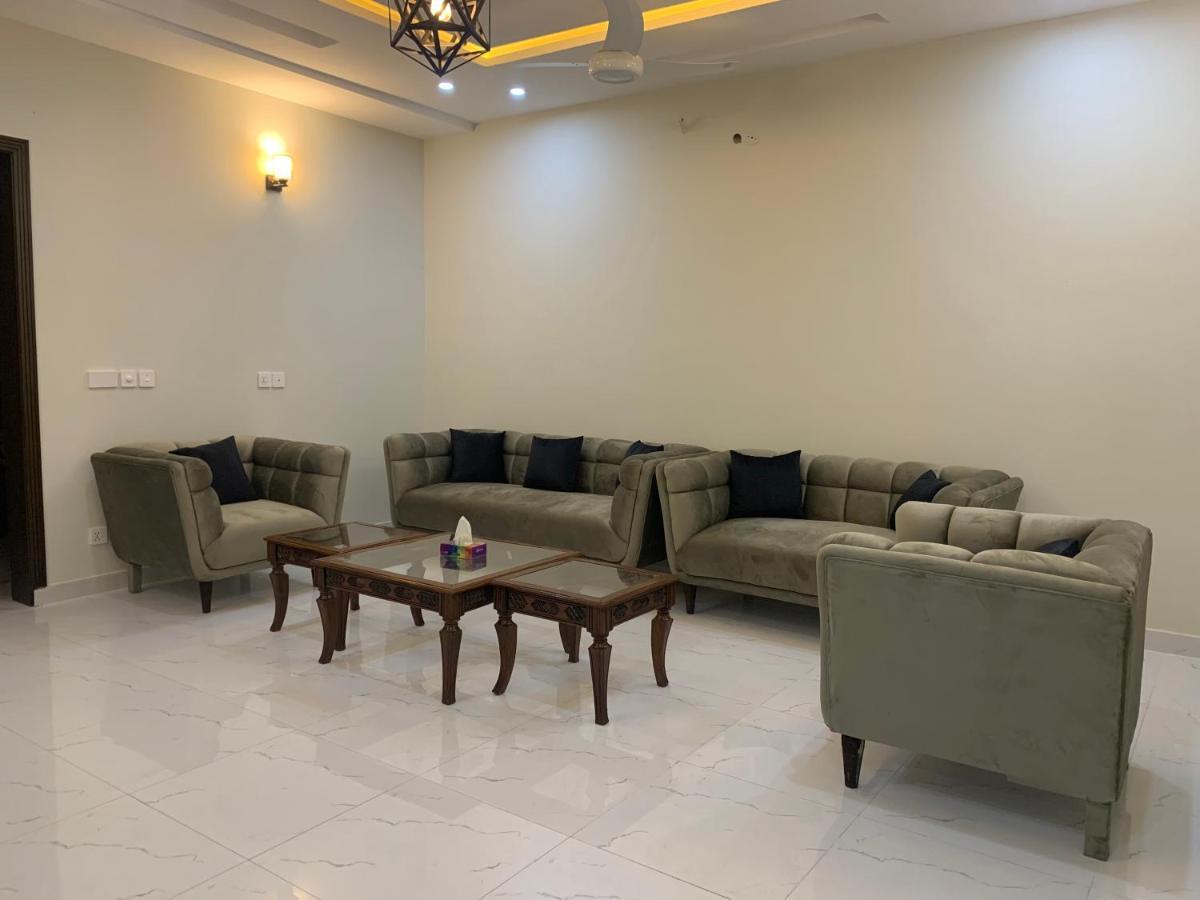 Bahria Residency Villa Равалпинди Екстериор снимка