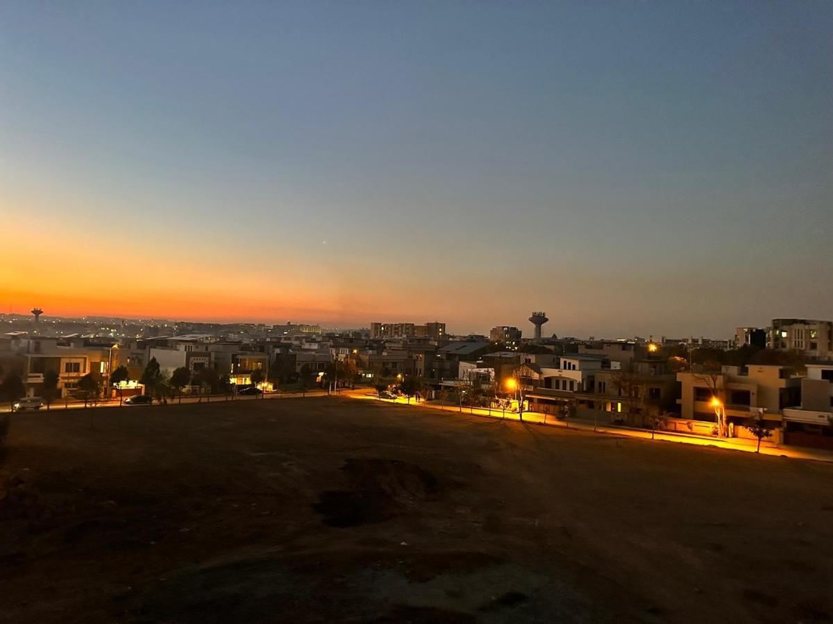 Bahria Residency Villa Равалпинди Екстериор снимка
